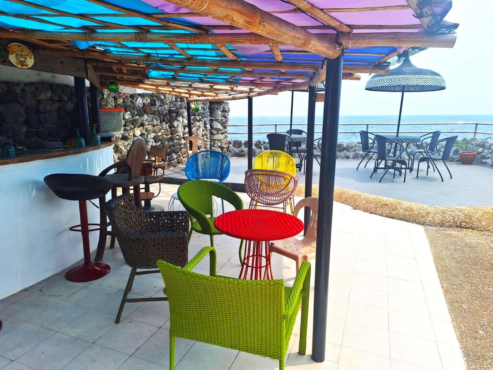 Utopia Island Resort Μπατάνγκας Εξωτερικό φωτογραφία