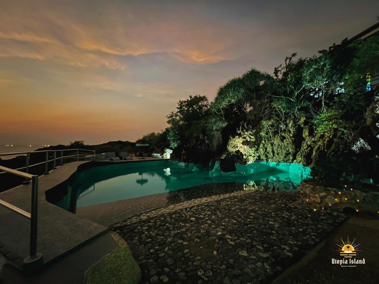 Utopia Island Resort Μπατάνγκας Εξωτερικό φωτογραφία